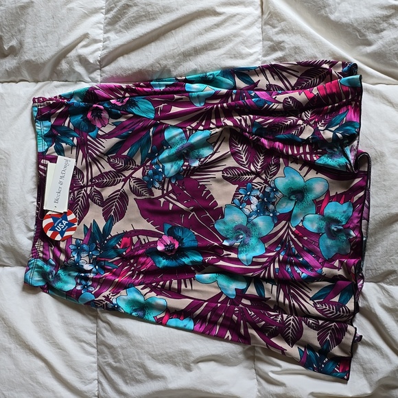 Vibrant Floral Flowing Skirt - Picture 4 of 4